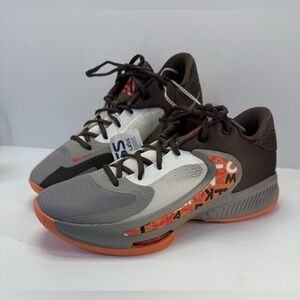 NWT Nike Zoom Freak 4 EP letter Bros brown, gray and White Sneakers men’s 10